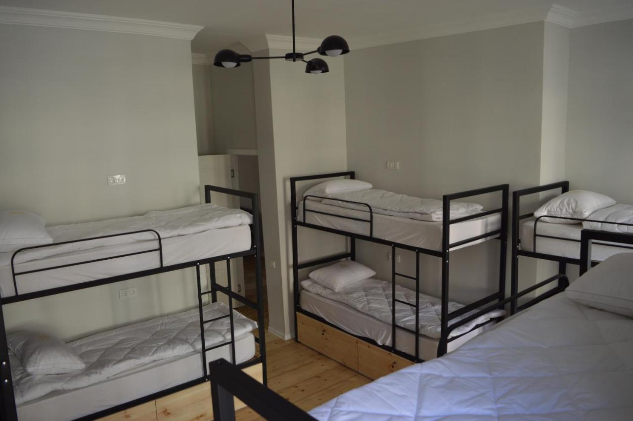 Woodmood Hostel Tbilisi Zewnętrze zdjęcie