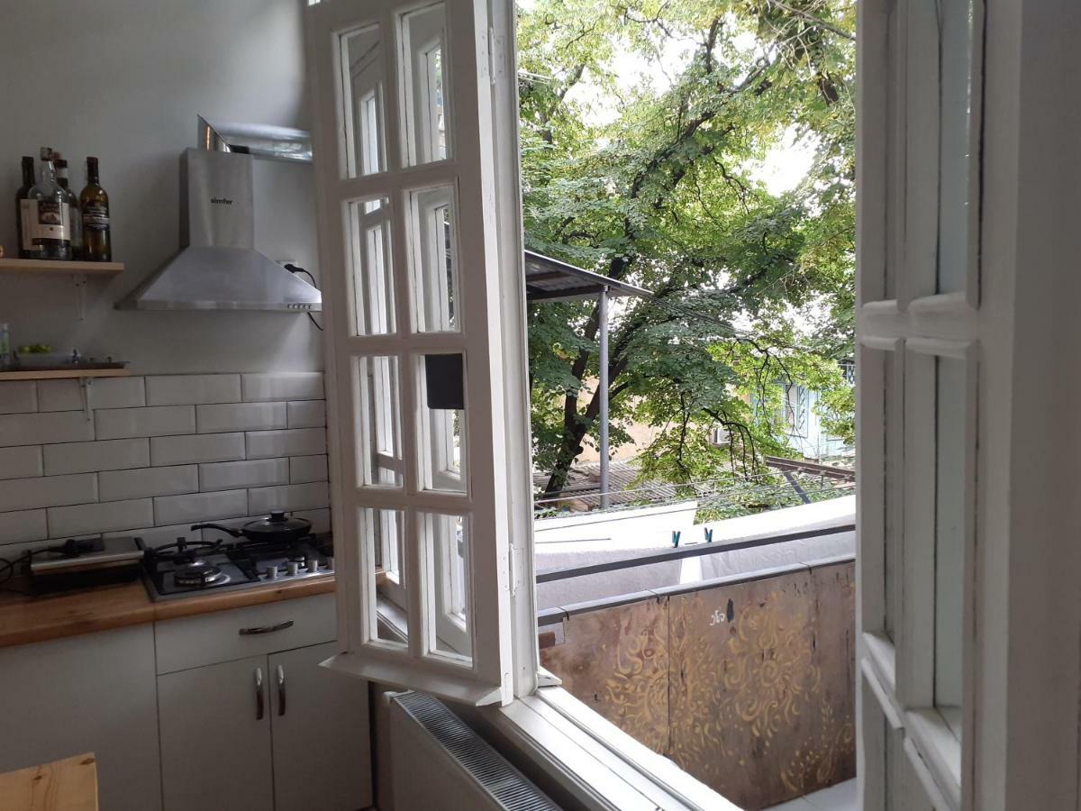 Woodmood Hostel Tbilisi Zewnętrze zdjęcie